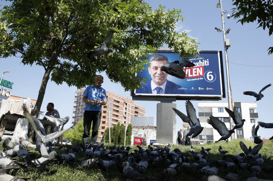 Kuzey Makedonya sandık başına gidiyor - Resim: 4